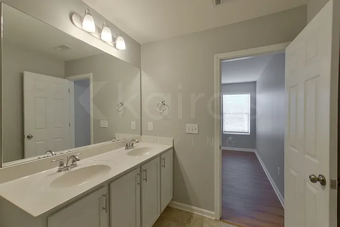 232 Long Island Dr — Photo 12