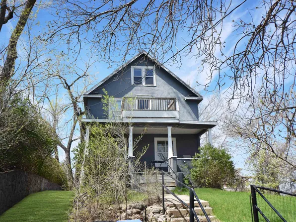 510 3rd St SE, Minot, ND 58701