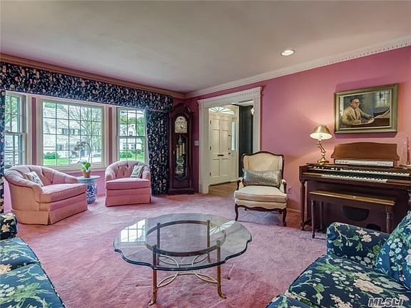 3rd image of 15 Strickland Pl