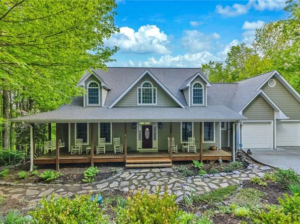 123 Laura Ave, West Jefferson, NC 28694