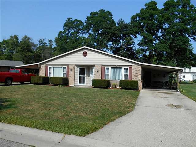 2nd image of 888 Circle Dr