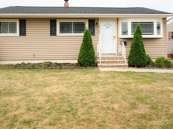 5728 Van Wert Ave, Brookpark, OH 44142