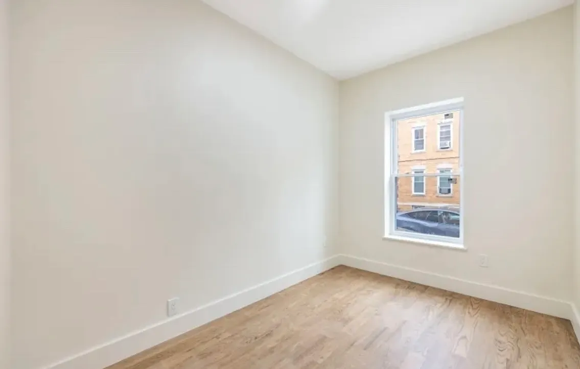 2 bed, $2,075 — Photo 3