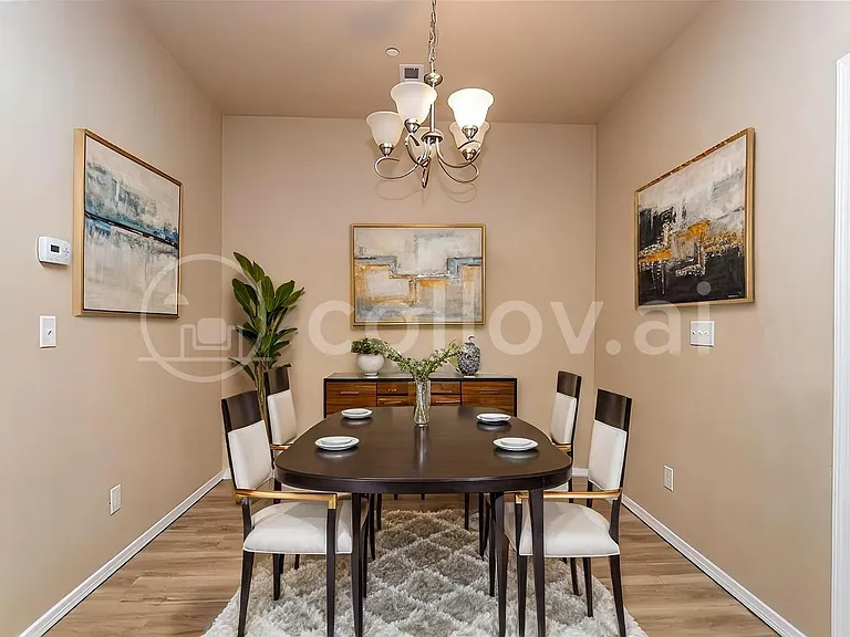 Dining room - virtual staged