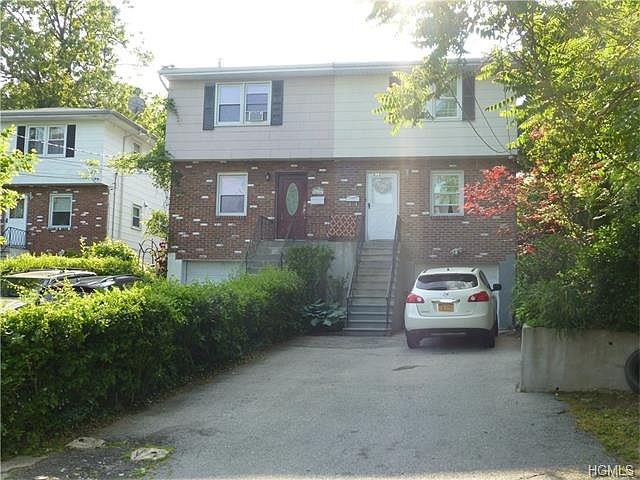 1st image of 633 Bellevue Ave N