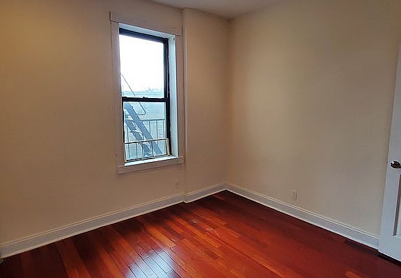 2nd image of 578 Pacific St #5F
