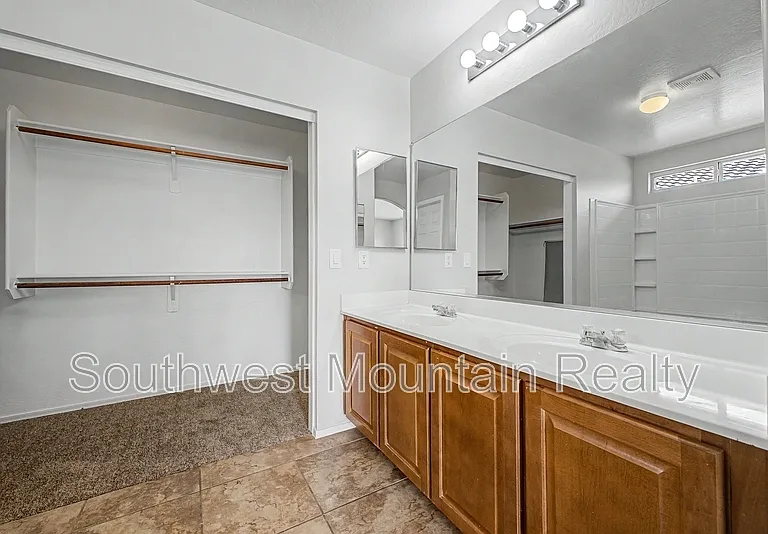 1399 E Saguaro Trl — Photo 14