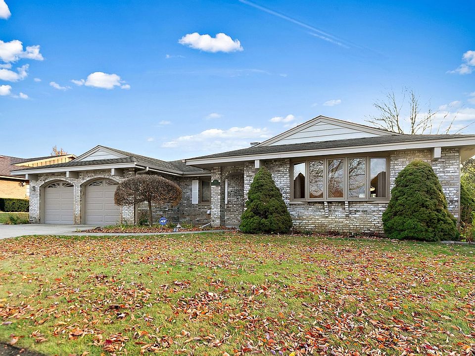 1st image of 107 Caryville Ln