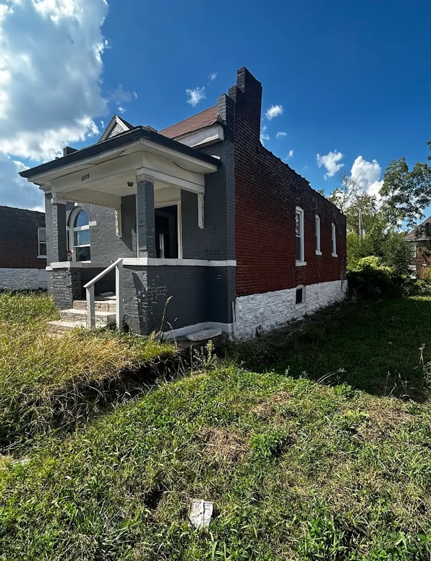 4015 N Taylor Ave photo 1