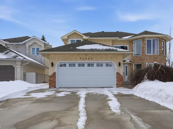 11019 10th Ave NW, Edmonton, AB T6J 6N4