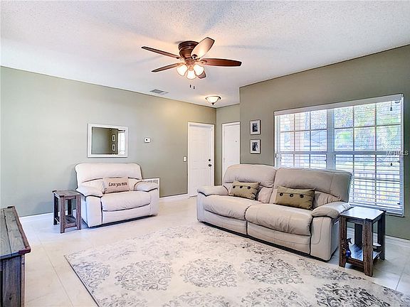 5th image of 1023 Vannessa Dr