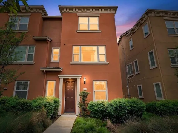 5708 Oceanspray Rd, Newark, CA 94560