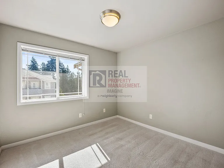 13207 97th Ave E #301 — Photo 20