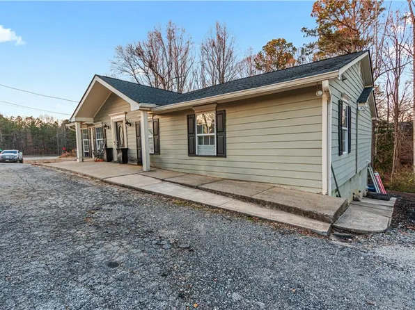 4955 R H Smith Blvd, Buford, GA 30518