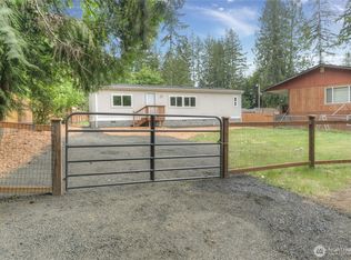 421 E Wood Ln, Union, WA 98584