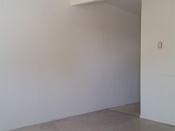 5th image of 845 S Espina St