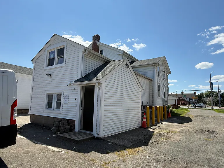159 Broad St #A — Photo 8