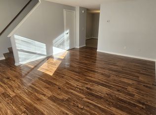 46 S Glen Eagle Dr #46, Bristol, CT 06010