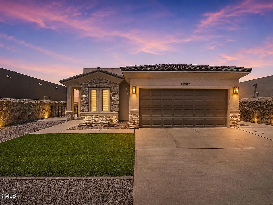 13909 Paseo Perlas Dr