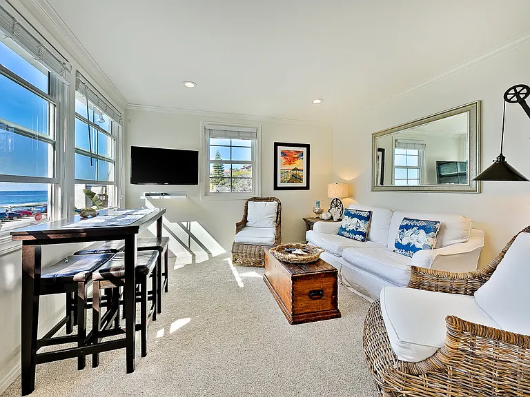 215 Bonair St #7 — Photo 13
