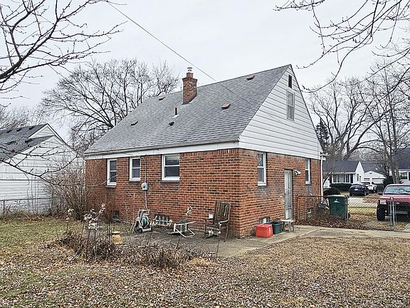 5th image of 1160 Evelyn Ave