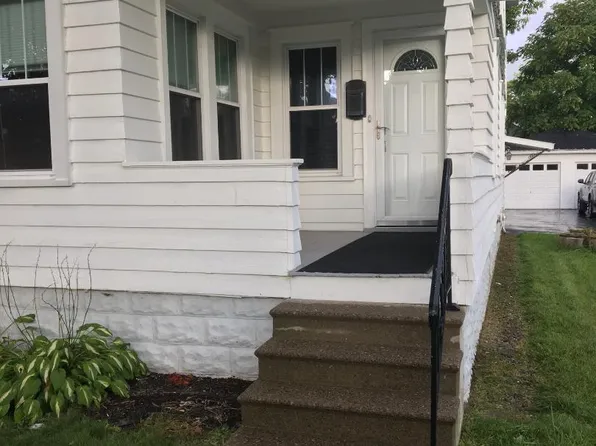 704 Dewitt St, Syracuse, NY 13203
