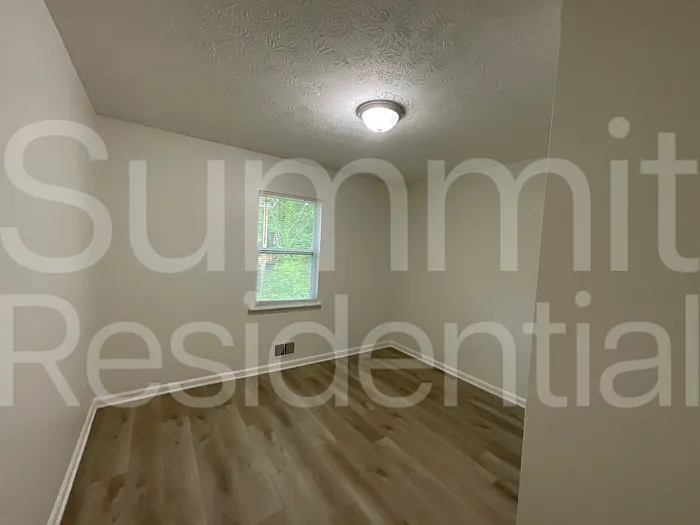 5950 Stonewall Dr #4 — Photo 12