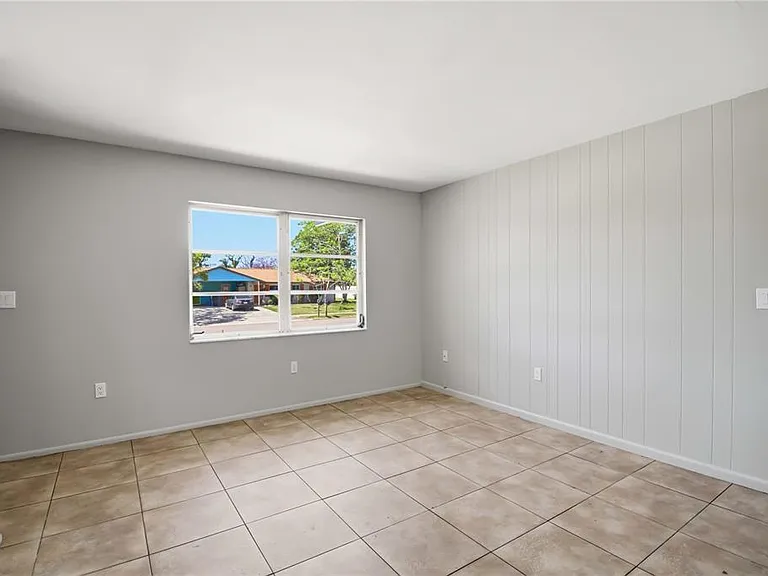 304 Lantana Ave — Photo 15
