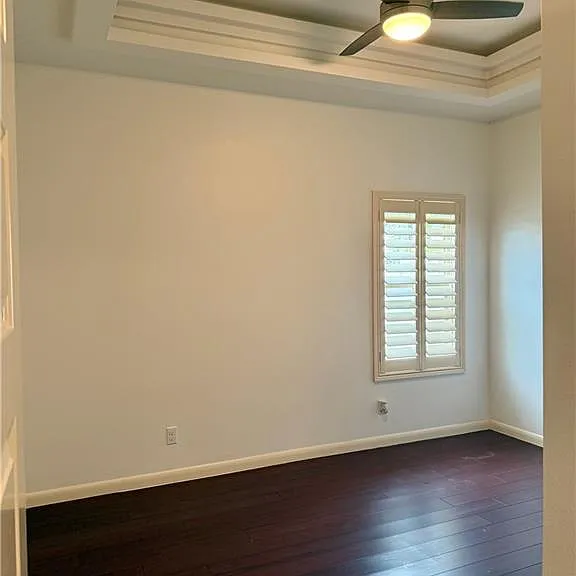 2818 Esmeralda St — Photo 21