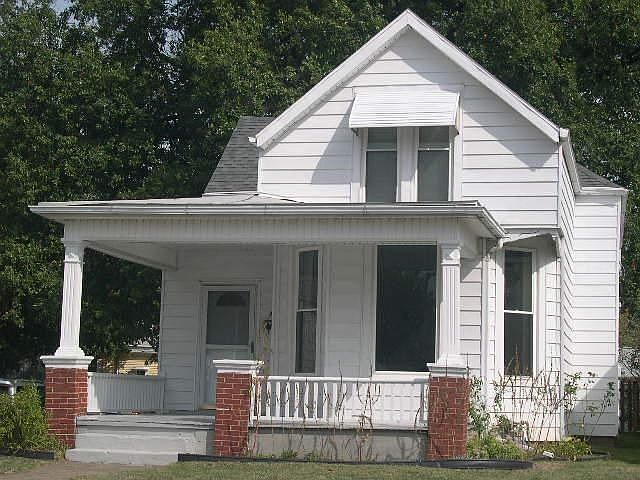 1st image of 1100 Marshall Ave