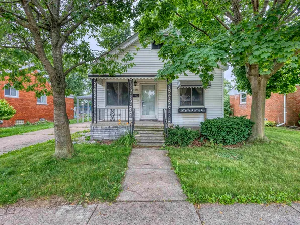 14846 Stephens Dr, Eastpointe, MI 48021