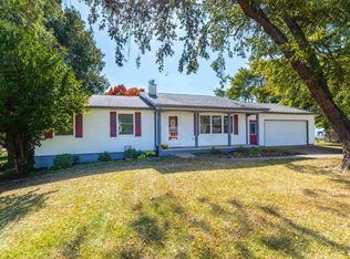 728 Meadowlark Ct, Geneseo, IL 61254