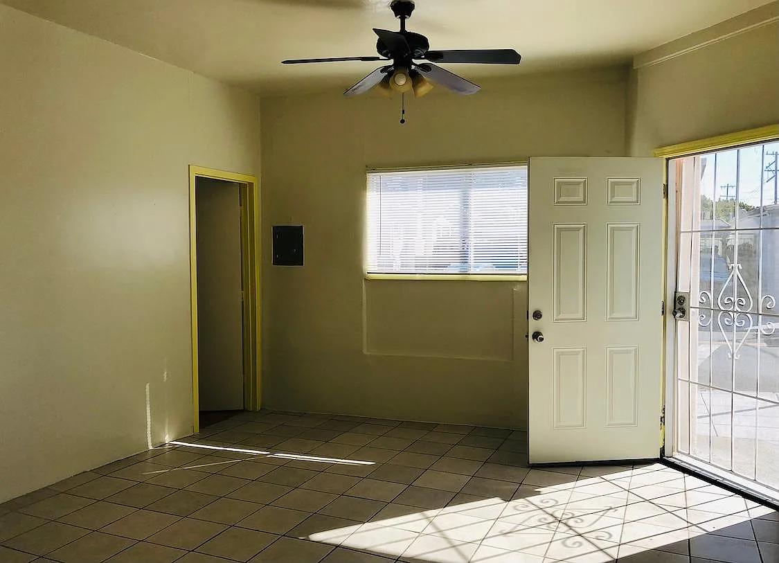 2 bed, 1020 sqft, $2,300 — Photo 3