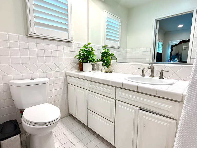 21316 Lynton Ave — Photo 21