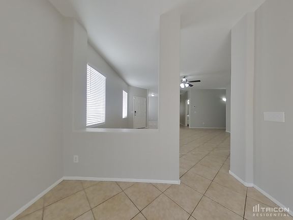 5th image of 13542 W Young St