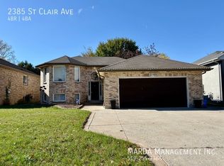 2385 Saint Clair Ave, Windsor, ON N9E 4S7