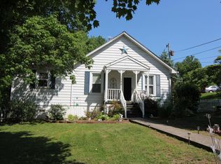 1024 E Cleveland Ave, Vinton, VA 24179