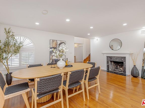 3rd image of 12118 Viewcrest Rd