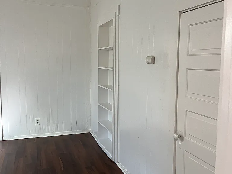 431 E Woodard St #101 — Photo 18