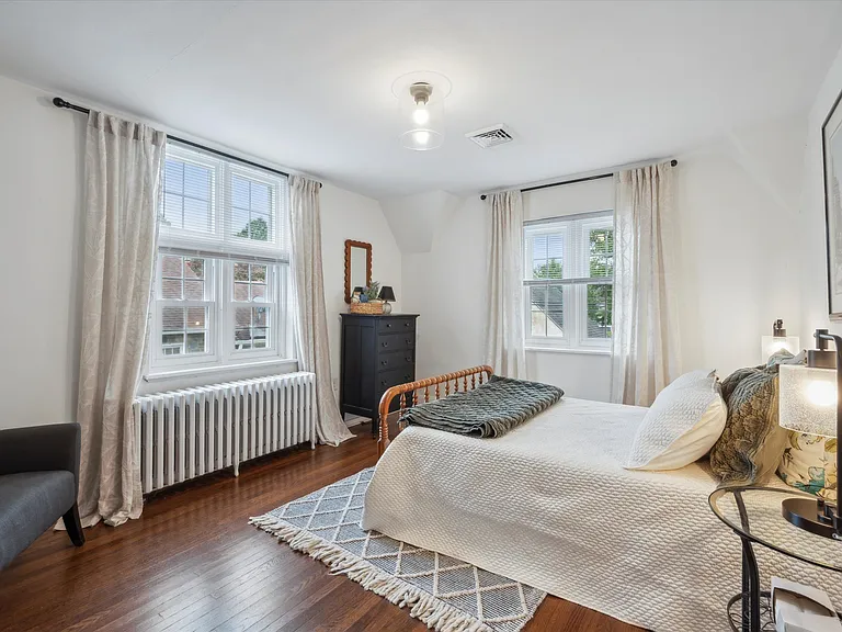 504 Gainsboro Rd — Photo 22
