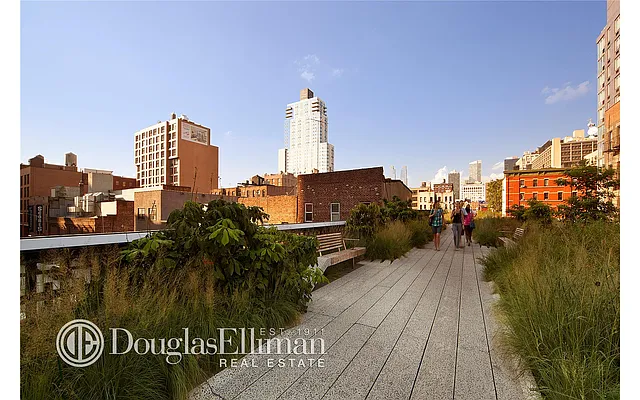 Rented by Douglas Elliman | media 21