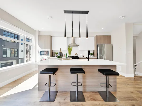 177 175a St #11, Surrey, BC V0V 0V0