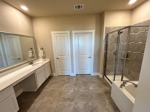 2424 Eureka Way — Photo 5