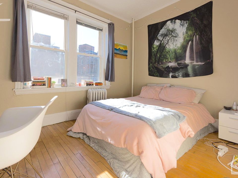 1st image of 75 Egmont St #3TT