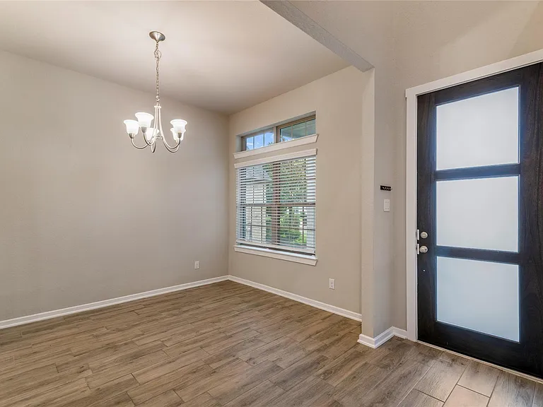 4702 Primrose Valley Ln — Photo 6