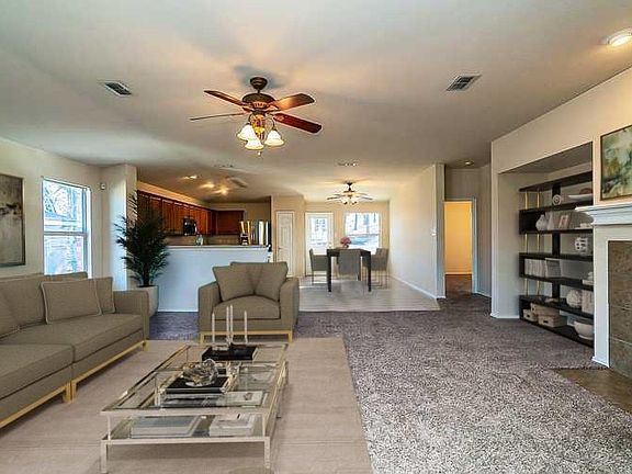 2nd image of 8020 Hidden Oaks Dr