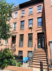 Rented by Amicourt LLC