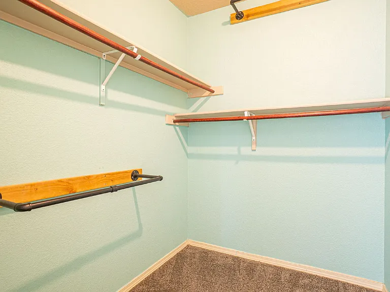7041 Falling Leaf Cir — Photo 21