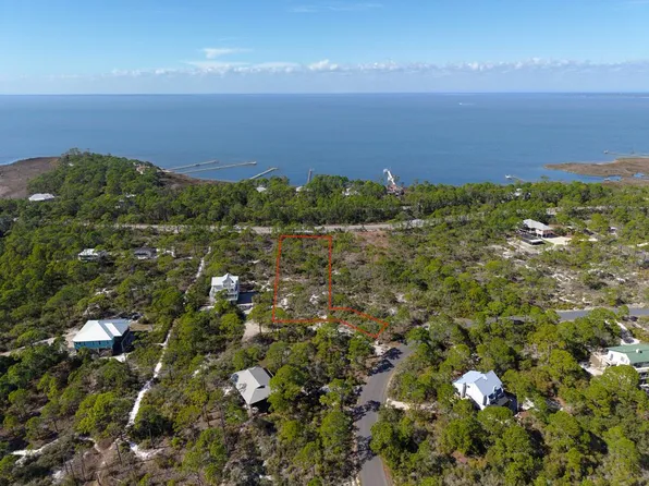 1364 Acacia Dr, Saint George Island, FL 32328
