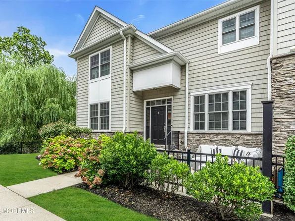 8 Carriage Gate Drive, Little Silver, NJ 07739